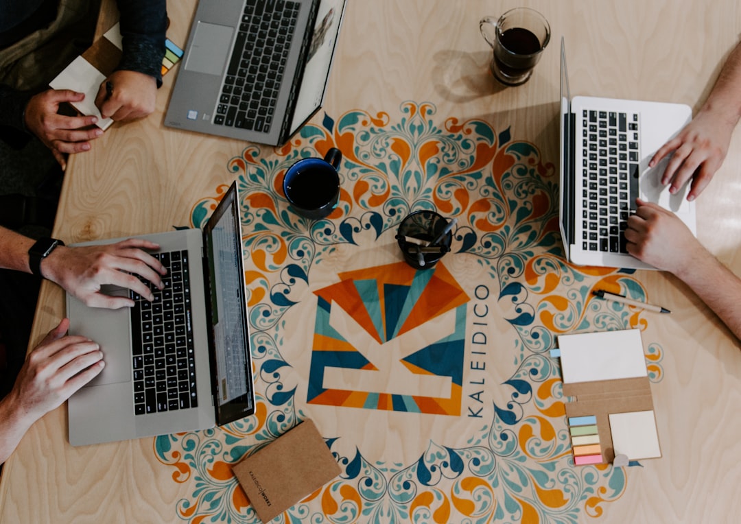 The Next Dimension of DX Guided by AI Agents: Breaking Through PoC Barriers and Co-Evolving with Humans and Autonomous Agents